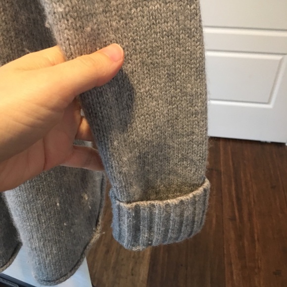 Preloved Aritzia wrap sweater - Picture 4 of 7